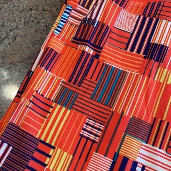 TC2 NWOT LuLaRoe Leggings D03 5236 - Picture 2 of 3